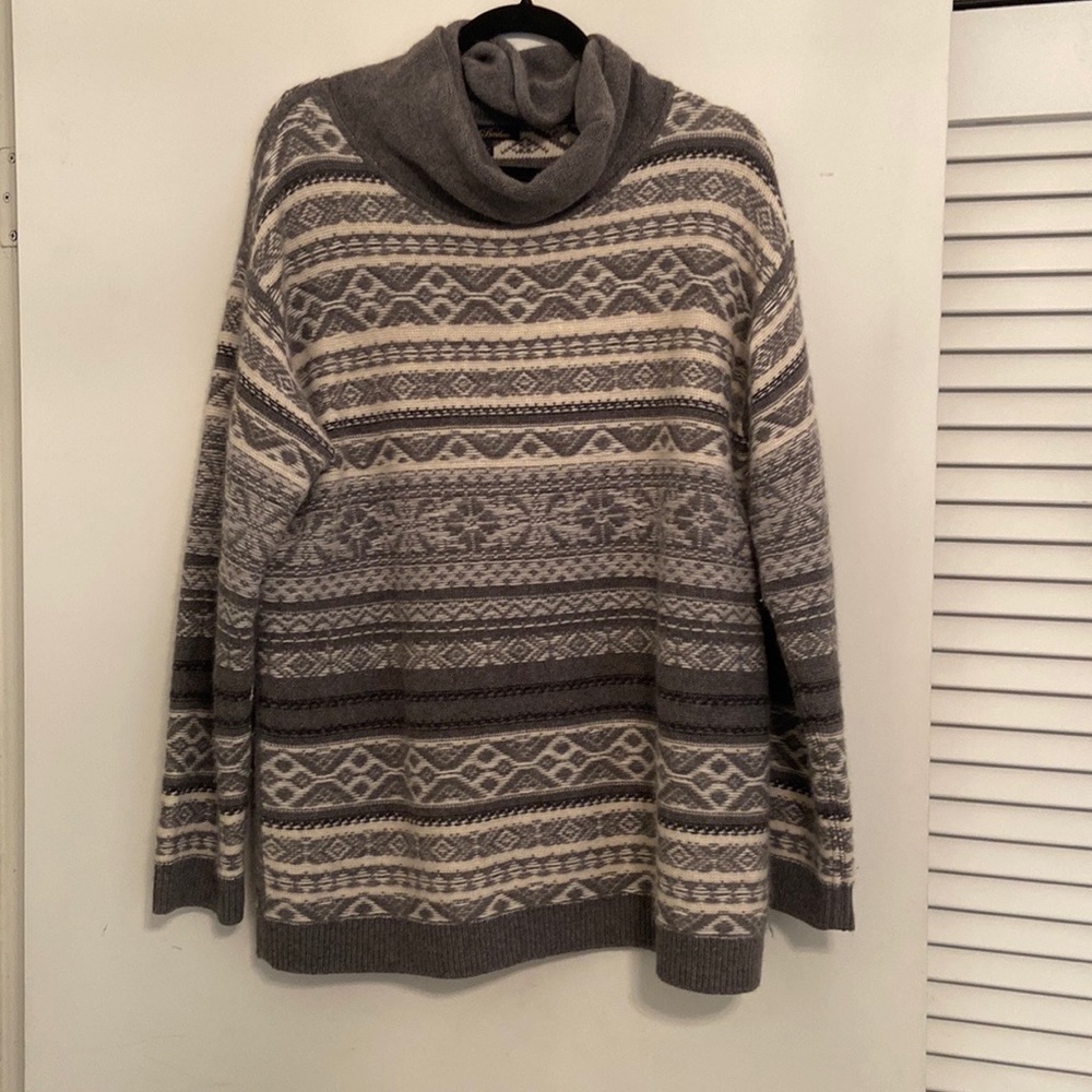 GORGEOUS Brooks Brothers Fair Isle Sweater